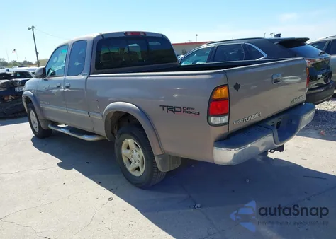 2002 Toyota Tundra Ltd V8 from USA, damaged, VIN 5TBBT48192S263813